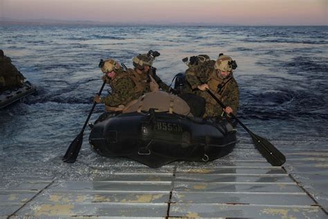 15th Marine Expeditionary Unit Equipment