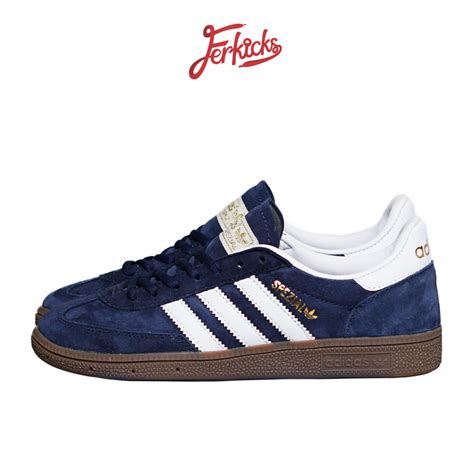 5 ways to style Adidas Spezial Navy Gum