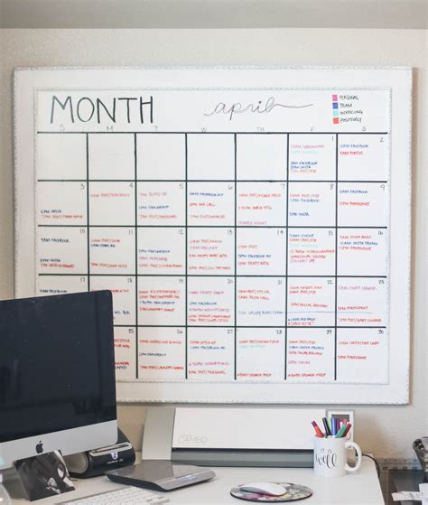 5 ways to use a calendar whiteboard