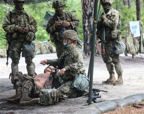 82nd Airborne Division infantrymen