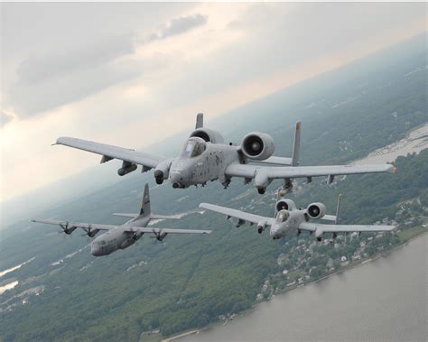 A-10 Warthog Formation Flight