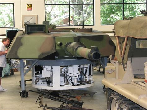 Abrams turret close-up