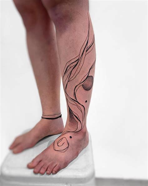 Abstract Leg Tattoo Designs