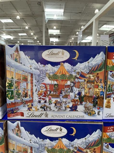 Advent Calendar Giant Lindt Image 3