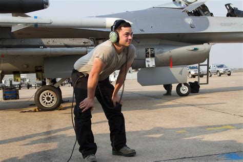 Air Force Crew Chief using maintenance software