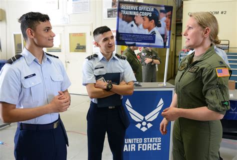 Air Force Recruiters Working Together