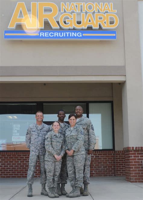 Air National Guard Recruiter Image 9