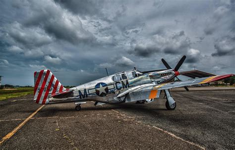 Antique airplanes