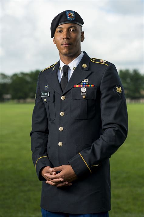 Army Reserve Officer Uniforms