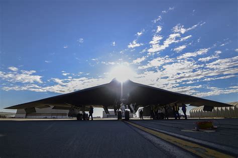 B-2 Spirit Avionics and Electronics