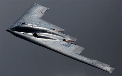 B-2 Stealth Bomber Image 2