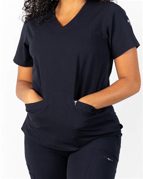 Benefits of Navy Blue Scrubs