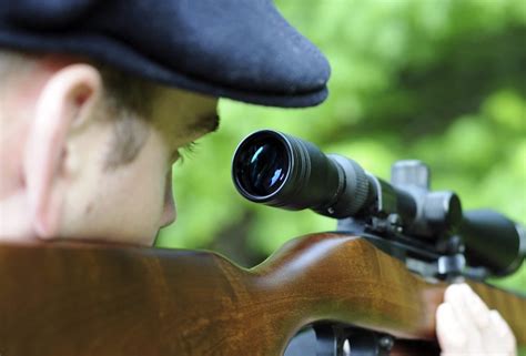 Benefits of Using a Navy Rifle Scope