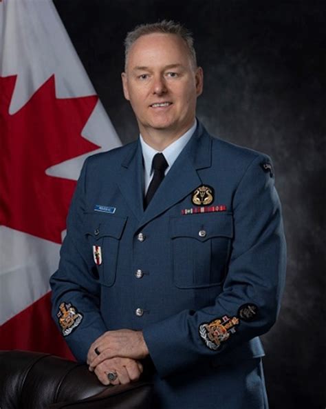 Canadian Armed Forces Chief Warrant Officer Images 2