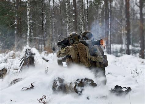 Carl Gustaf Recoilless Rifle Training