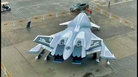 China White Emperor fighter jet