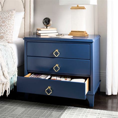 Choosing the Right Navy Blue Nightstand