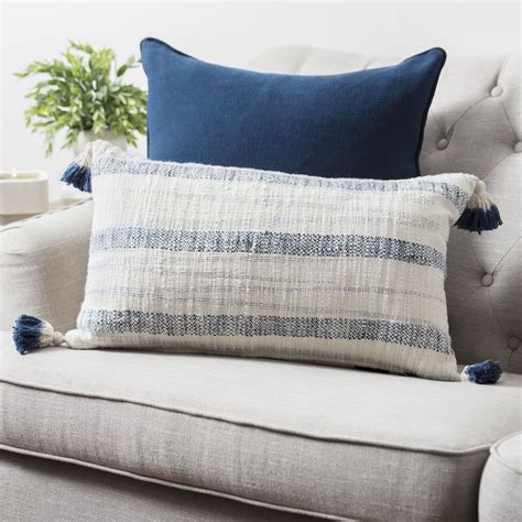 Choosing Navy Couch Pillows