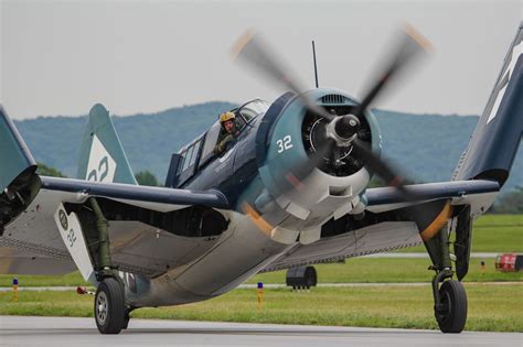 Curtiss SB2C Helldiver