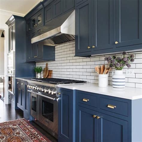 Designing with Navy Blue Cabinets