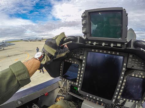 EA-18G Growler cockpit