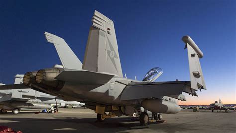 EA-18G Growler operational capabilities