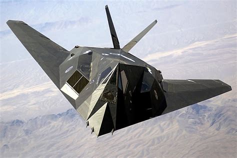 F-117a Nighthawk stealth features