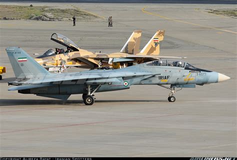 F-14 Tomcat in maintenance