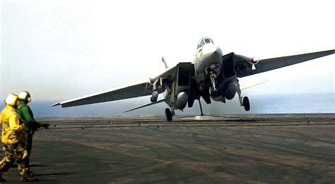 F-14 Tomcat landing on carrier