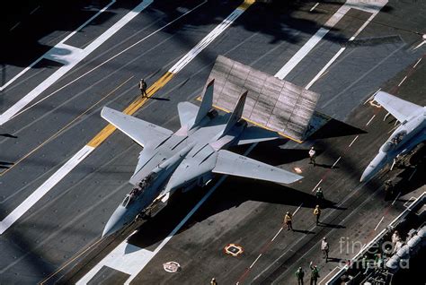 F-14 Tomcat catapult