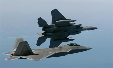 F-15 vs F-22