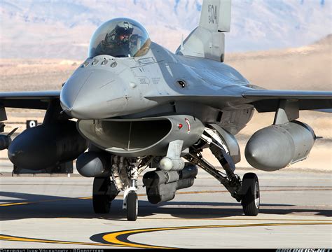 F-16 Fighting Falcon pilots