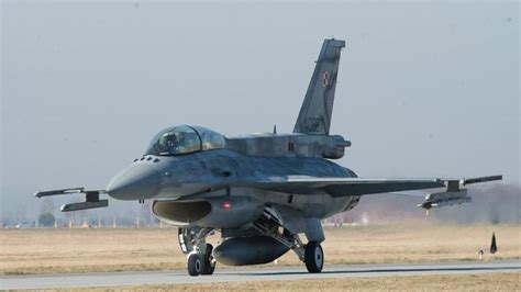 F-16 tactical