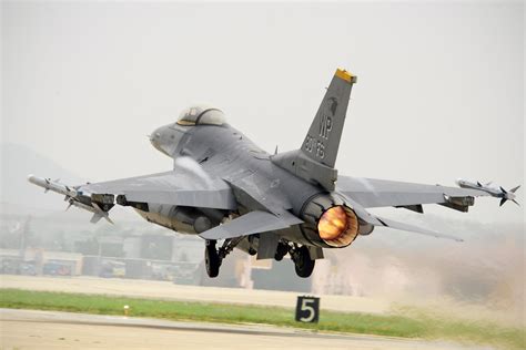 F-16 taking off