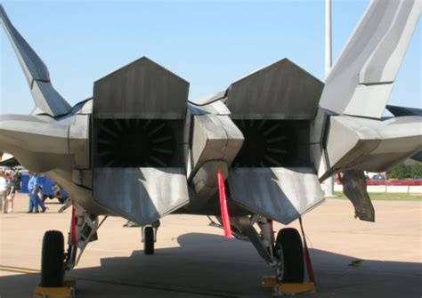 F-22 engines