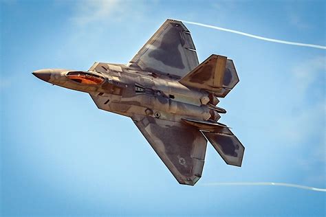 F-22 Raptor display