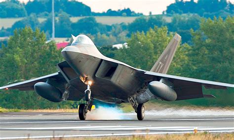 F-22 Raptor Landing