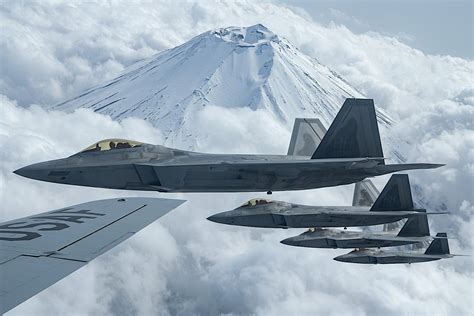 F-22 Raptors in formation