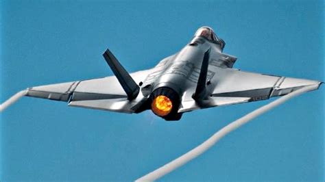 F-35 Aerobatics Display