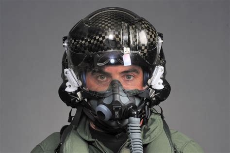 F-35 Helmet Image 4