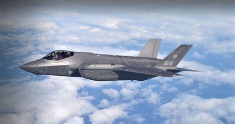 F-35 JSF in flight