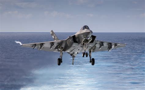 F-35 Lightning II landing