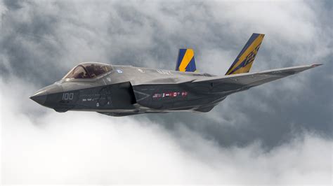 F-35 Lightning II Stealth Formation