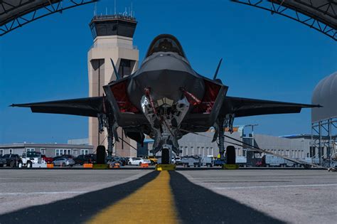 F-35 Stealth Capabilities Display