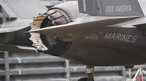 F-35 Three-Bearing Swivel Nozzle