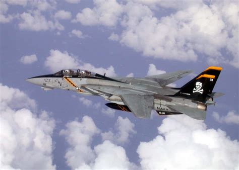 F14 Tomcat Specifications