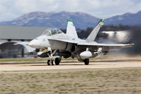 F/A-18 Manufacturers