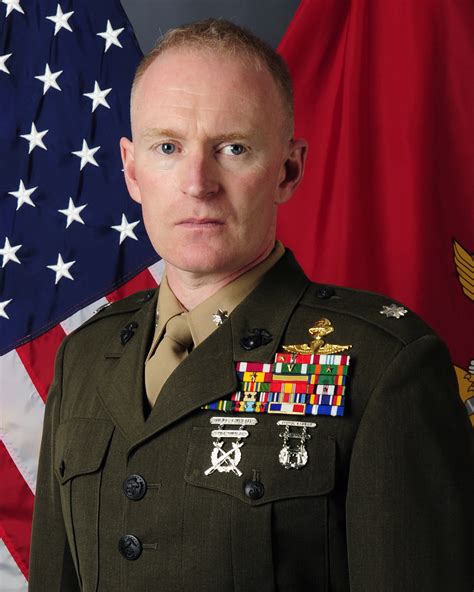 Factors That Influence Marine Corps Lieutenant Colonel Salary