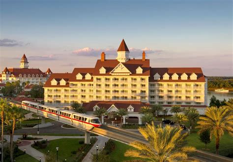 The Floridian Hotel Disney Florida at Night