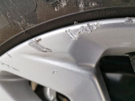 Ford Edge Wheel Damage